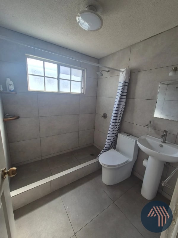 ALQUILER DE CÉNTRICO TOWNHOUSE  - MONTE AZUL, ZONA 13 - 13