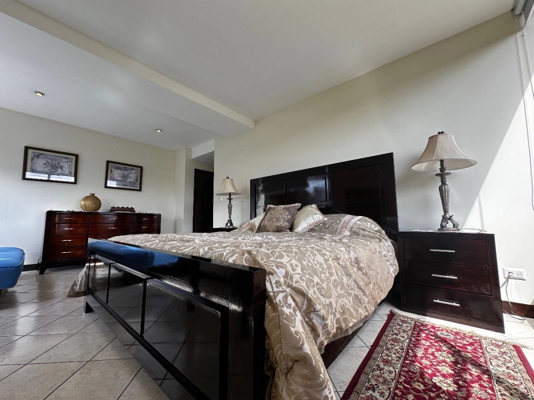 Milenia zona 10, Apartamento en venta — Apartamento en Venta en Milenia, Zona 10, Guatemala, Ciudad — foto 11 de 12