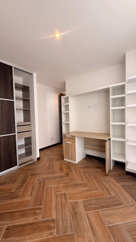 Apartamento en Venta — Apartamento en Venta en Naori, Zona 10, Guatemala, Ciudad — foto 12 de 14