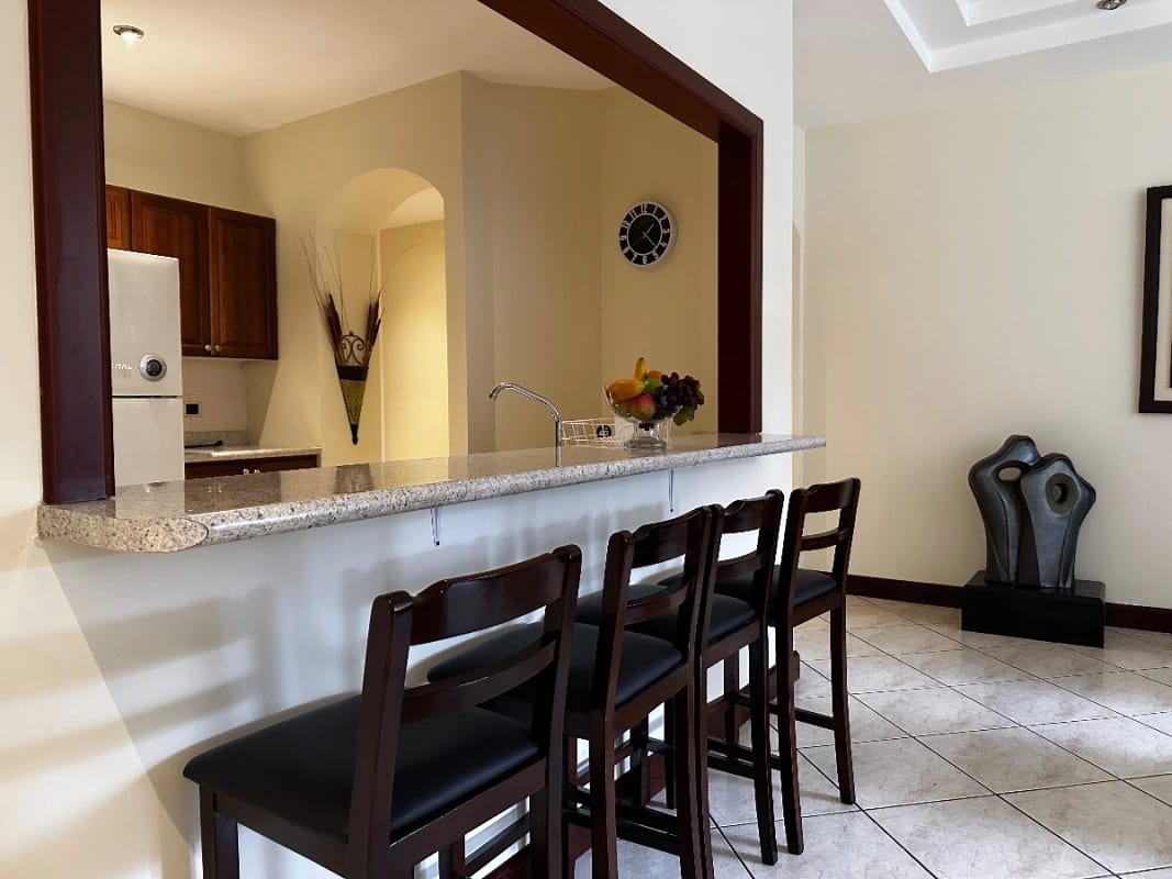 Milenia zona 10, Apartamento en venta — Apartamento en Venta en Milenia, Zona 10, Guatemala, Ciudad — foto 10 de 16