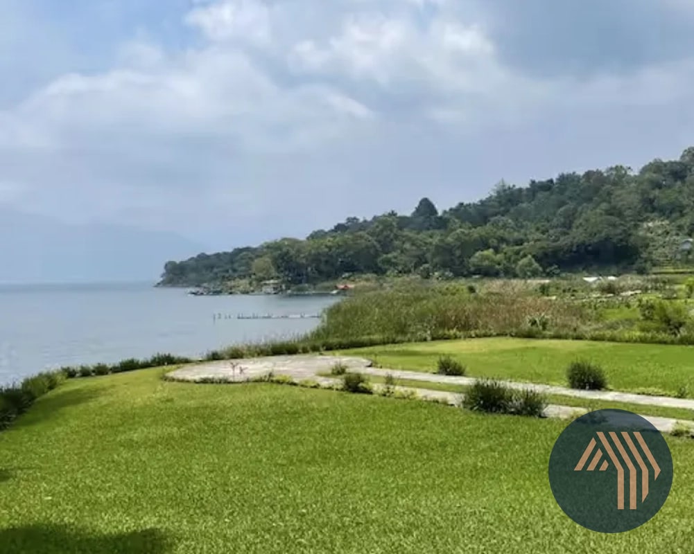 ALQUILER DE HERMOSA CASA FRENTE A LAGO ATITLÁN - CERRO DE ORO - 9