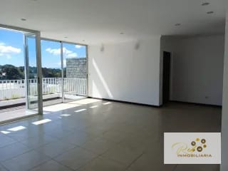 🏡 Casa para Estrenar en Venta – Zona 16, Hacienda Real — Casa en Venta en Zona 16, Guatemala, Ciudad — miniatura 1 de 16