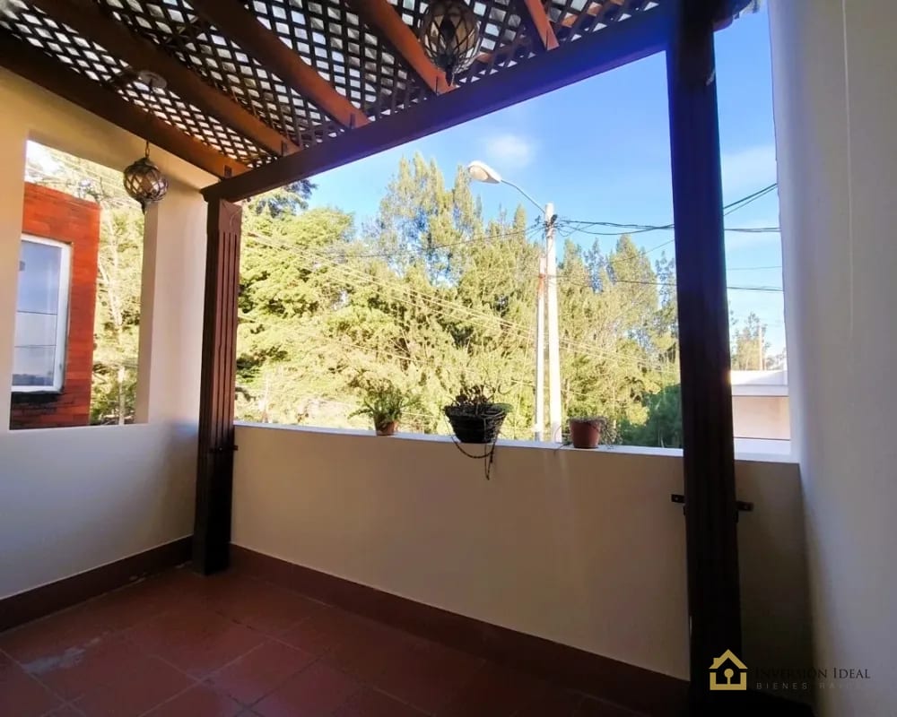 Vendo casa 4 habitaciones + cuarto de servicio en zona 16 — Casa en Venta en Hacienda Real, Zona 16, Guatemala, Ciudad — foto 4 de 11