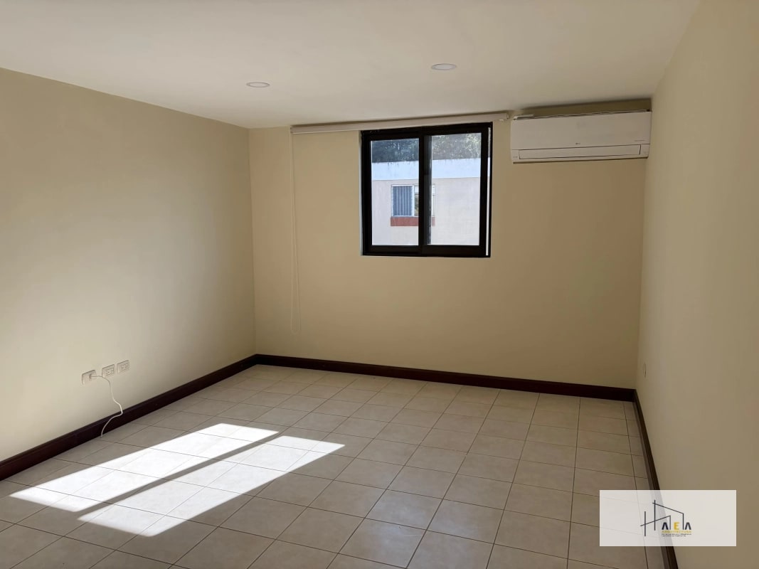 Hermosa casa en venta - 13