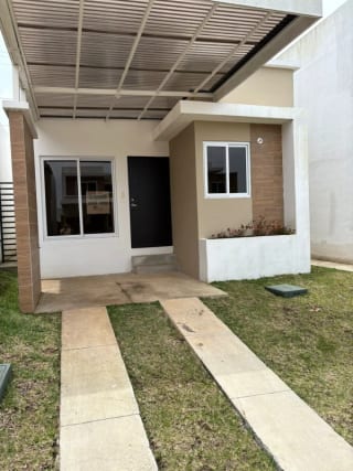 Casa en Venta Km. 25 Carretera a El Salvardor — Casa en Venta en km 21-25, Carretera a El Salvador, Guatemala, Ciudad — miniatura 1 de 15