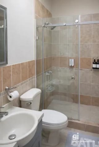 Linda casa con 5 dormitorios en z16 dentro de condominio — Casa en Venta en Zona 16, Guatemala, Ciudad — miniatura 2 de 6
