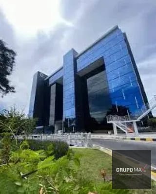 Oficina Zona 10 Renovati — Oficina en Alquiler en Renovati, Zona 10, Guatemala, Ciudad — miniatura 1 de 7