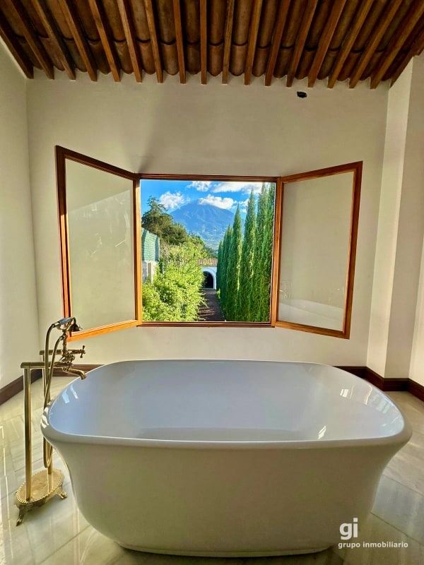 Espectacular casa en venta en Antigua Guatemala - 5