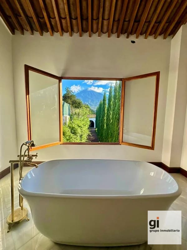 Espectacular casa en venta en Antigua Guatemala — Casa en Venta en Antigua, Sacatepéquez — foto 5 de 13