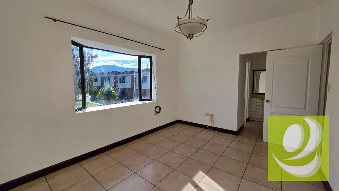 CASA RESIDENCIAL EN VENTA EN Z3 JARDINES DE LAS DALIAS - 6