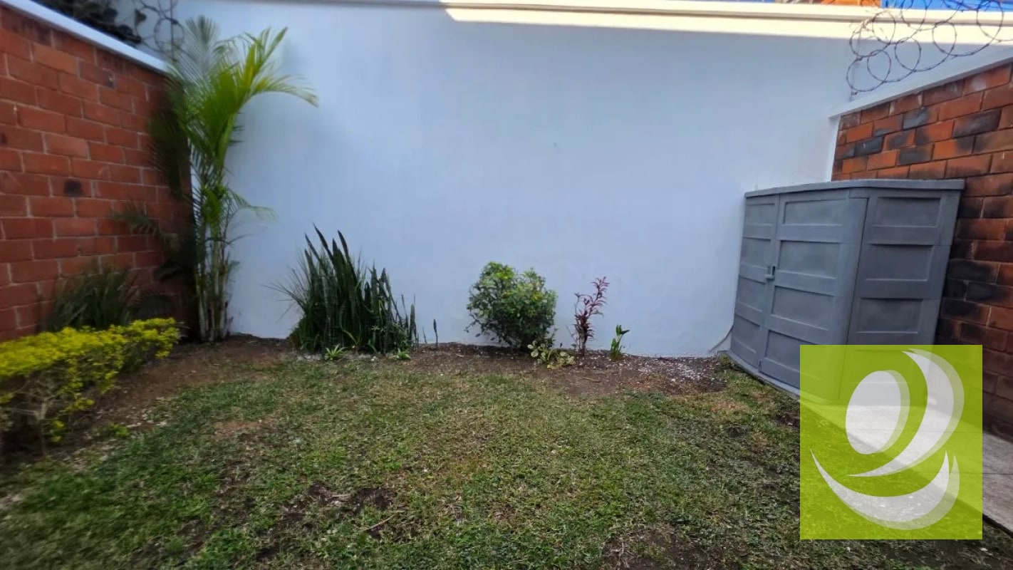 CASA RESIDENCIAL EN VENTA EN Z3 JARDINES DE LAS DALIAS - 3