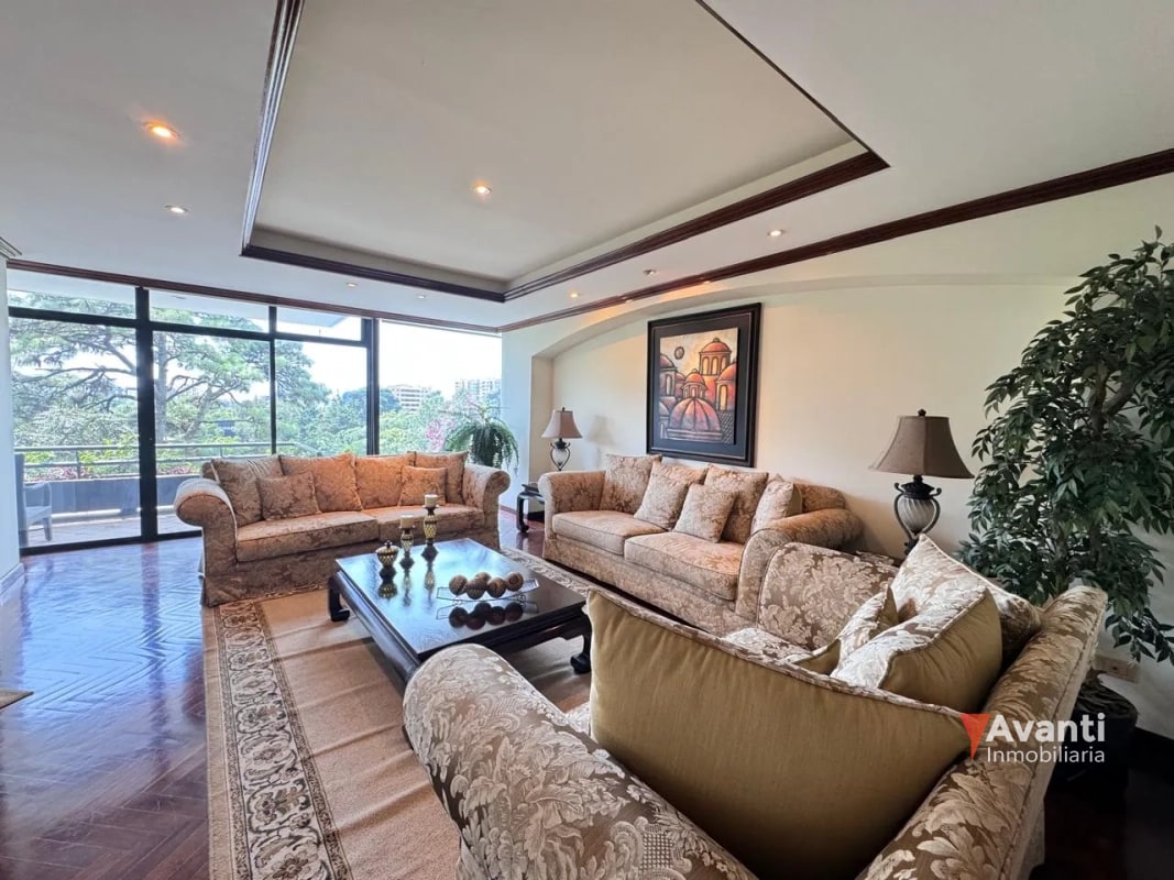 VENTA APARTAMENTO ZONA 14, AMPLIO - 16