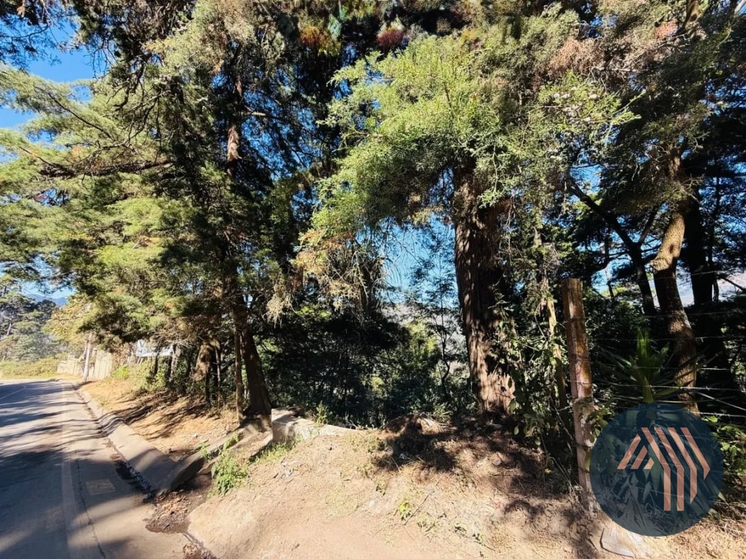 VENTA DE AMPLIO TERRENO - EL HATO, ANTIGUA GUATEMALA - 1