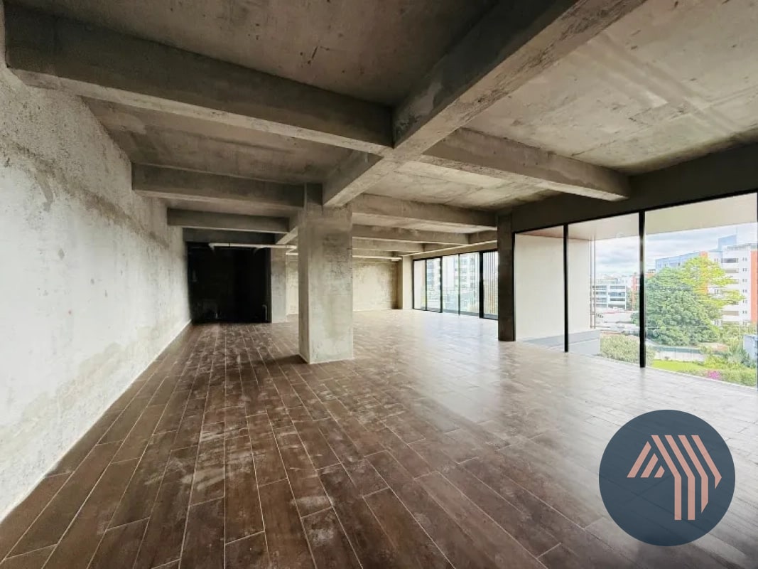 ALQUILER DE OFICINA 139MT2 PARA ESTRENAR - GAURA, ZONA 15 - 4