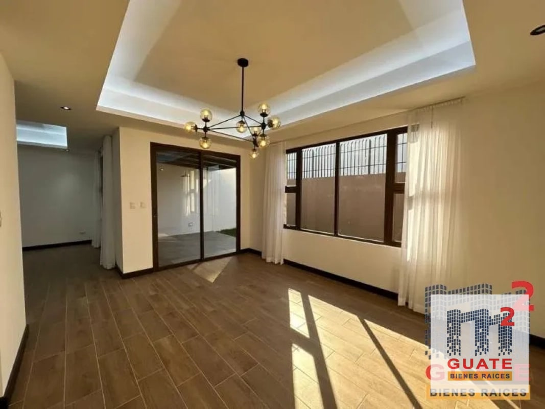 Casa en condominio en Renta, Zona 16 - 10