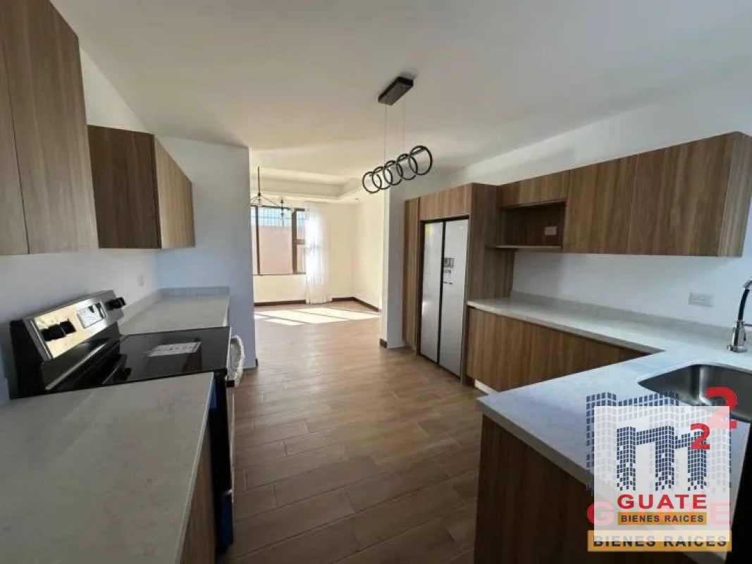 Casa en condominio en Renta, Zona 16 - 7