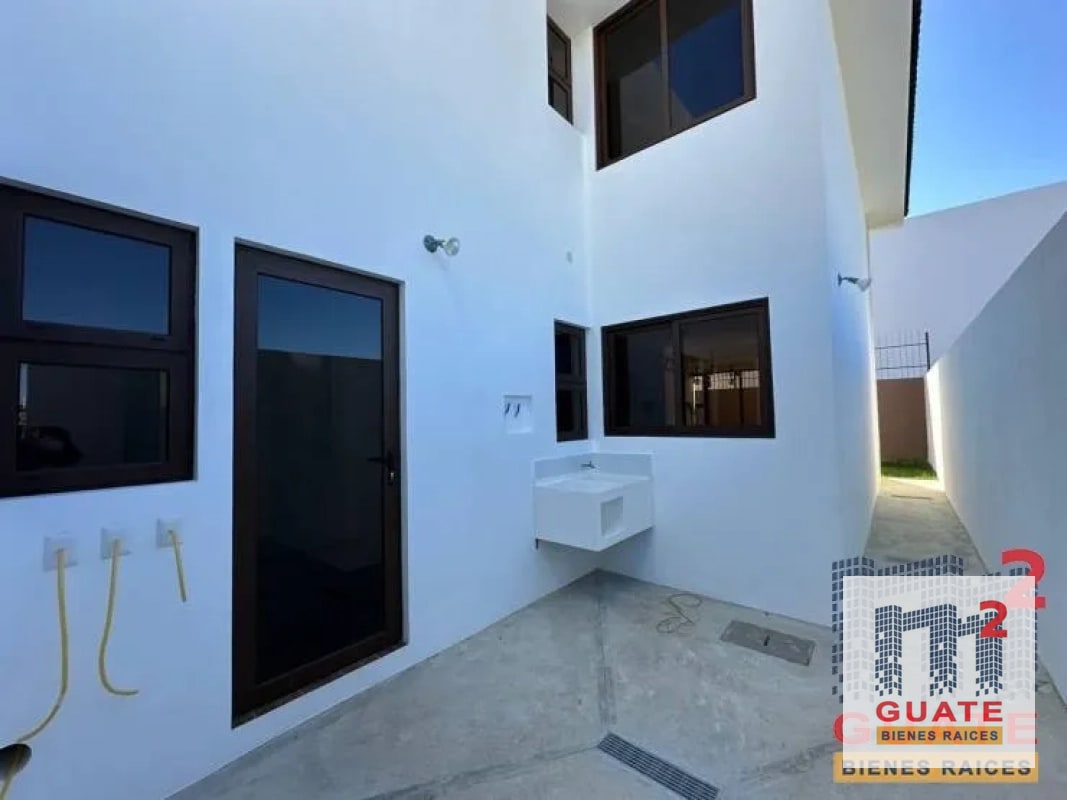 Casa en condominio en Renta, Zona 16 - 6