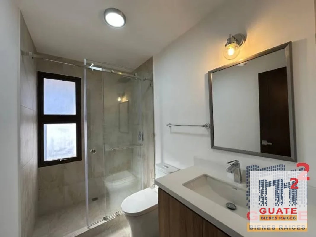 Casa en condominio en Renta, Zona 16 - 5