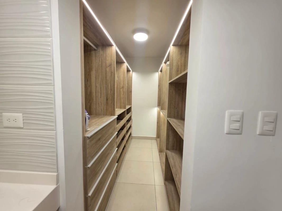Apartamento Amueblado de 3H en Renta / BE14 / la Villa Z14 β Apartamento en Alquiler en Be14, Zona 14, Guatemala, Ciudad β foto 2 de 8