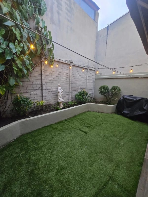 Casa amplia en zona 16 bulevar Acatán — Casa en Venta en Zona 16, Guatemala, Ciudad — foto 8 de 10