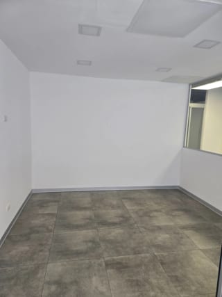 Oficina en Renta zona 10 — Oficina en Venta en Zona 10, Guatemala, Ciudad — miniatura 3 de 4