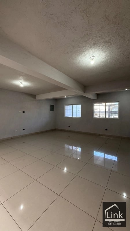 Venta de Casa SAN CRISTOBAL SECTOR B5 - 11