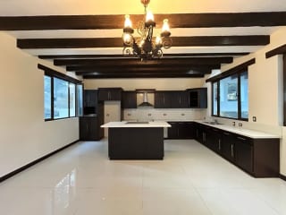 Casa en venta sobre la Interamericana Km. 33.8 (2 manzanas) — Casa en Venta en Santiago Sacatepéquez, Sacatepéquez — miniatura 11 de 14