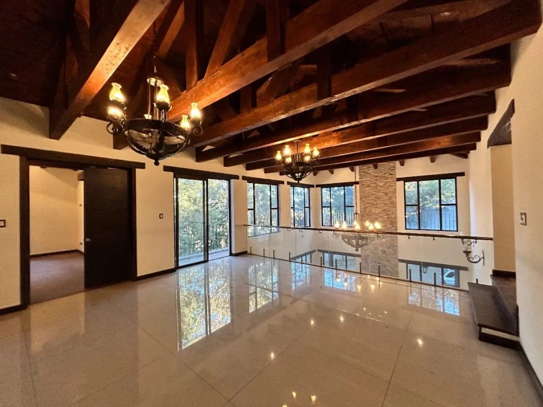 Casa en venta sobre la Interamericana Km. 33.8 (2 manzanas) — Casa en Venta en Santiago Sacatepéquez, Sacatepéquez — foto 6 de 14