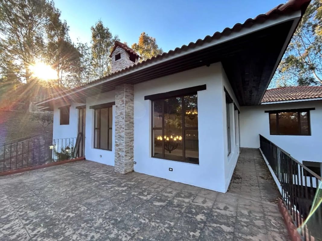 Casa en venta sobre la Interamericana Km. 33.8 (2 manzanas) — Casa en Venta en Santiago Sacatepéquez, Sacatepéquez — foto 3 de 14