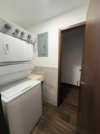 Amplio Apartamento en Casa Acueducto Zona 10 — Apartamento en Venta en Zona Viva, Zona 10, Guatemala, Ciudad — miniatura 10 de 14