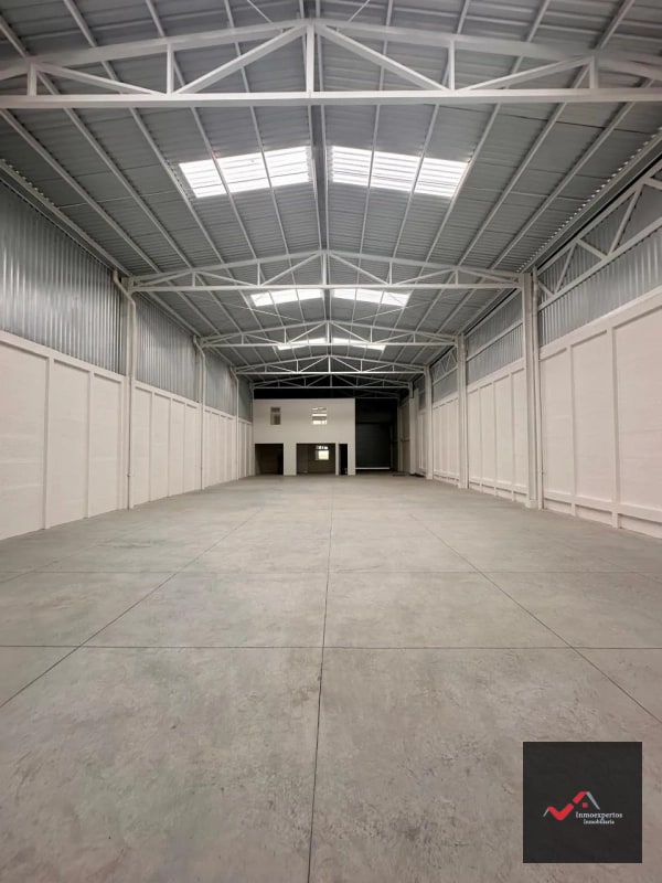 BODEGA EN RENTA – CARRETERA A EL SALVADOR Km 22.7 - 1