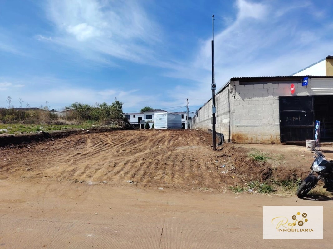 🏞️ Terreno en venta – Zona 16, Hacienda Real - 1