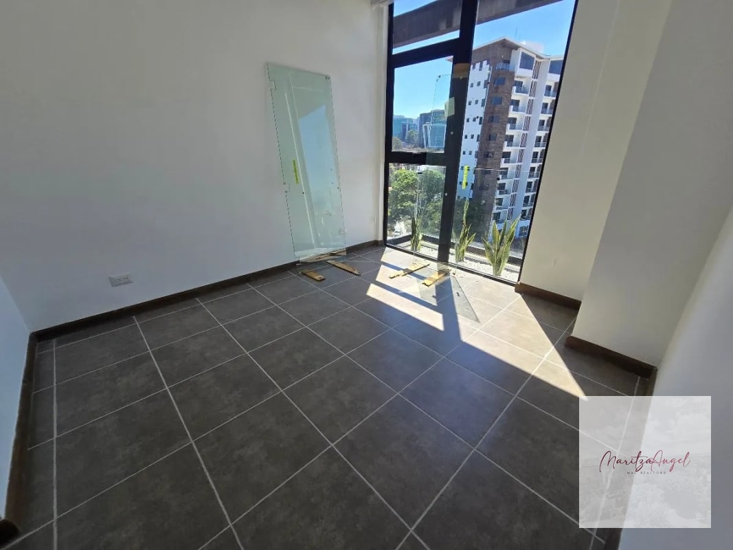 ALQUILER DE APARTAMENTO ZONA 15 EDIFICIO QUINCE ESQUINA - 16