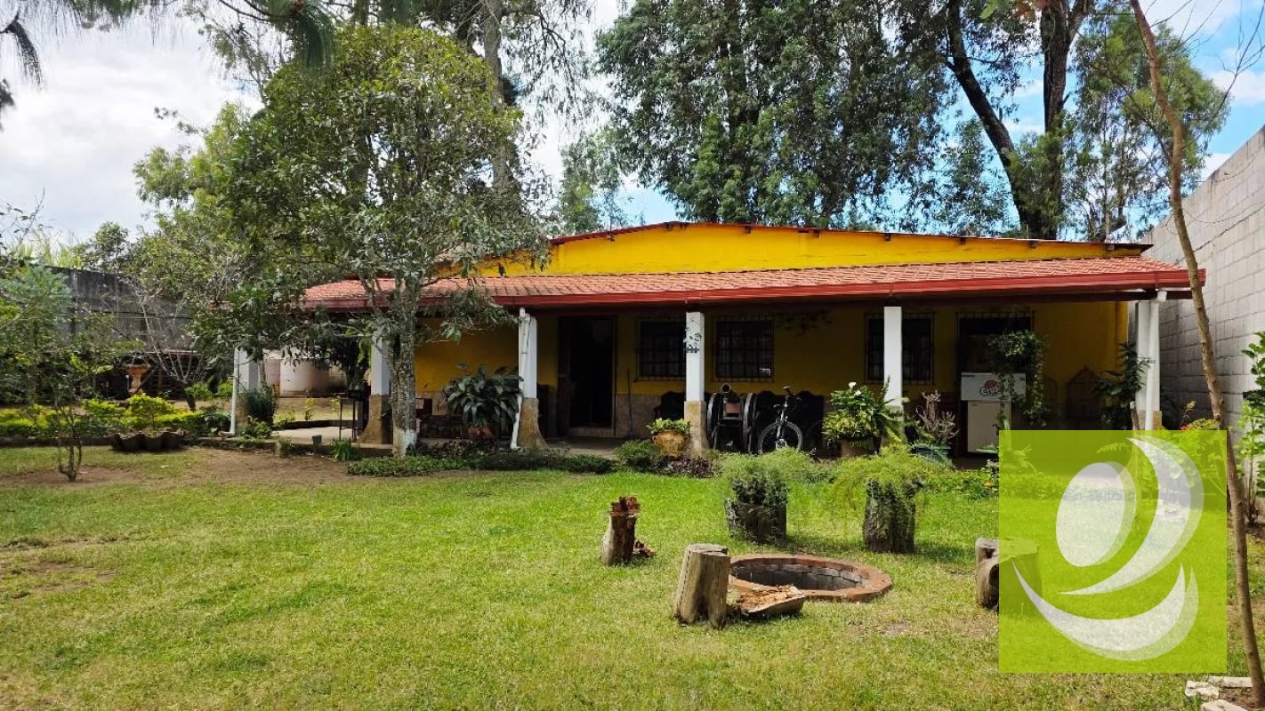 VENDO CASA DE DESCANSO EN ALDEA LAS FLORES SUMPANGO SACATEPEQUEZ - 1