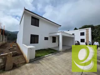 VENDO CASA NUEVA CERCA DE ZONA 16 CERCA CRISTO REY — Casa en Venta en Zona 16, Guatemala, Ciudad — miniatura 1 de 10