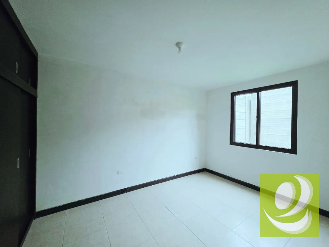 VENDO CASA NUEVA CERCA DE ZONA 16 CERCA CRISTO REY - 5