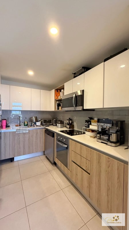 🌟 Venta de Apartamento en Exclusivo Edificio Mira– Zona 10 - 13