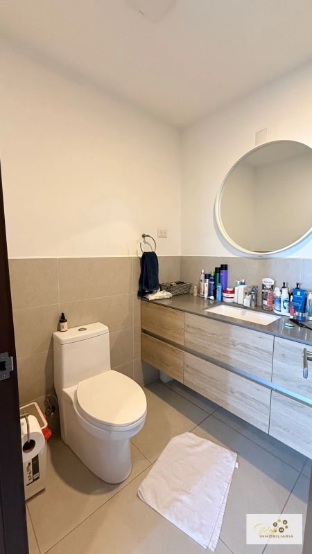 🌟 Venta de Apartamento en Exclusivo Edificio Mira– Zona 10 - 9