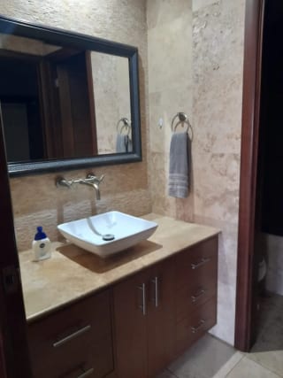 Apto. en Venta en Edificio Zona 10. — Apartamento en Venta en Zona 10, Guatemala, Ciudad — miniatura 16 de 17