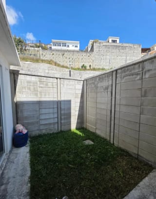 CASA EN VENTA – CONDOMINIO SECOYA DE ARRAZOLA | CAES KM. 16.5 — Casa en Venta en Carretera a El Salvador, Guatemala, Ciudad — miniatura 2 de 16