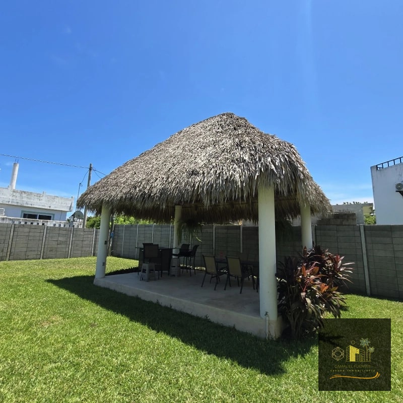 CASA DE PLAYA EN VENTA EN MONTERRICO - 2