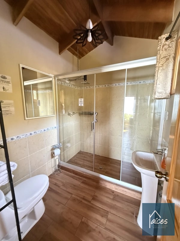Hotel en venta SANTA CATARINA PALOPO ATITLAN (D) - 13
