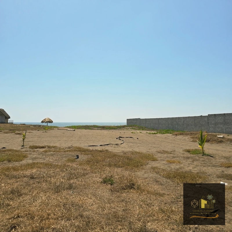 Terreno en Venta en el Paredon Frente al Mar - 4