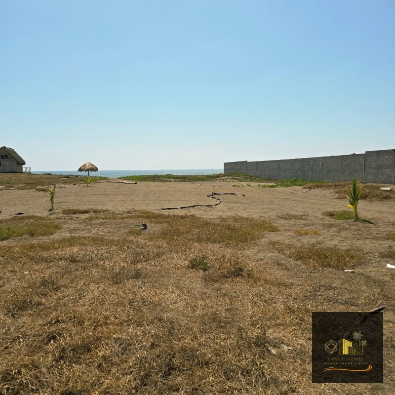 Terreno en Venta en el Paredon Frente al Mar - 2