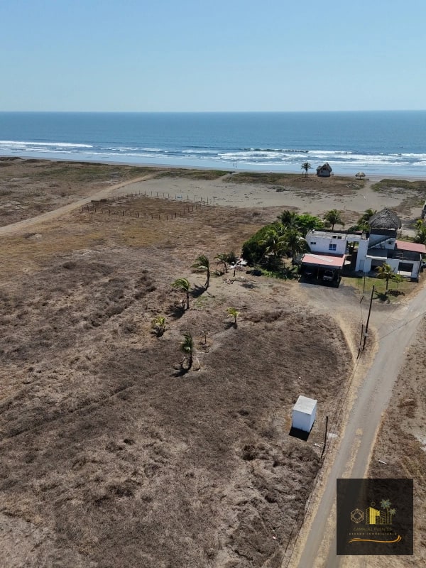 Terreno en Venta en El Paredon a 150 metros del mar - 1