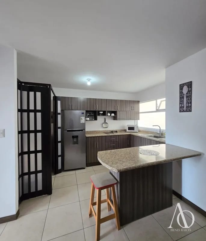 Apartamento en Alquiler / Venta Edificio Santa María De Las Charcas, zona 11 N7 / EN DIRECTO — Apartamento en Alquiler en Santa María de Las Charcas, Zona 11, Guatemala, Ciudad — foto 7 de 9