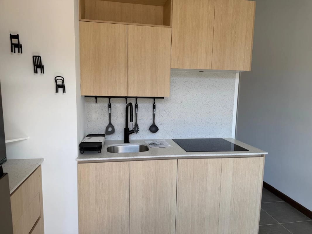Apartamento en alquiler-Edificio Quince Esquina, Z.15 VHI - 11