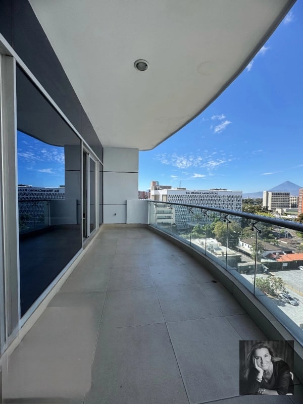 DUBAI CENTER / Oficina en Venta , zona 10 - 1