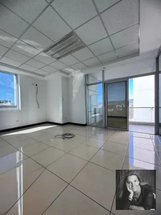 DUBAI CENTER / Oficina en Venta , zona 10 — Oficina en Venta en Dubai Center, Zona 10, Guatemala, Ciudad — miniatura 3 de 15