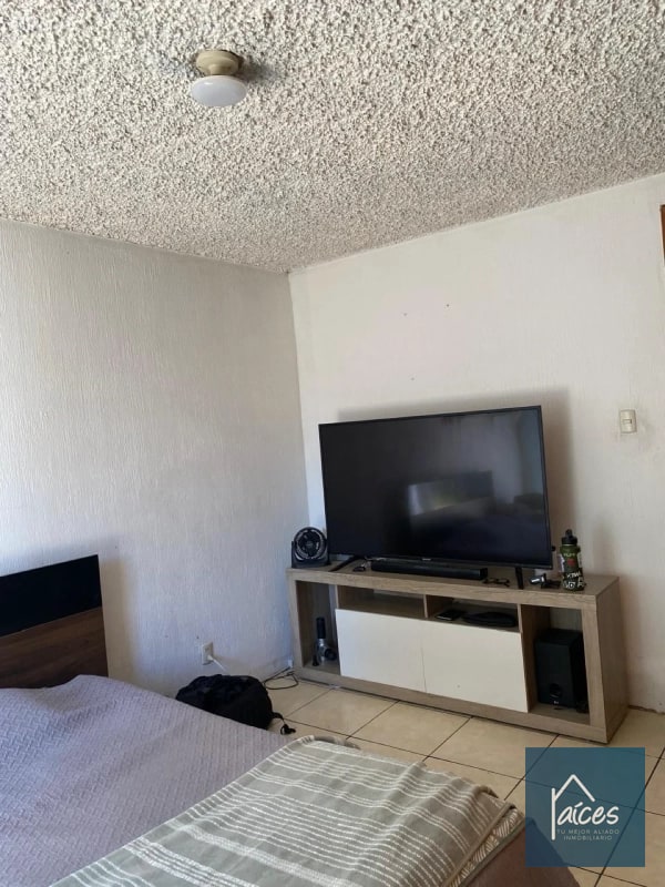 CASA EN VENTA ZONA 15 (D) - 12